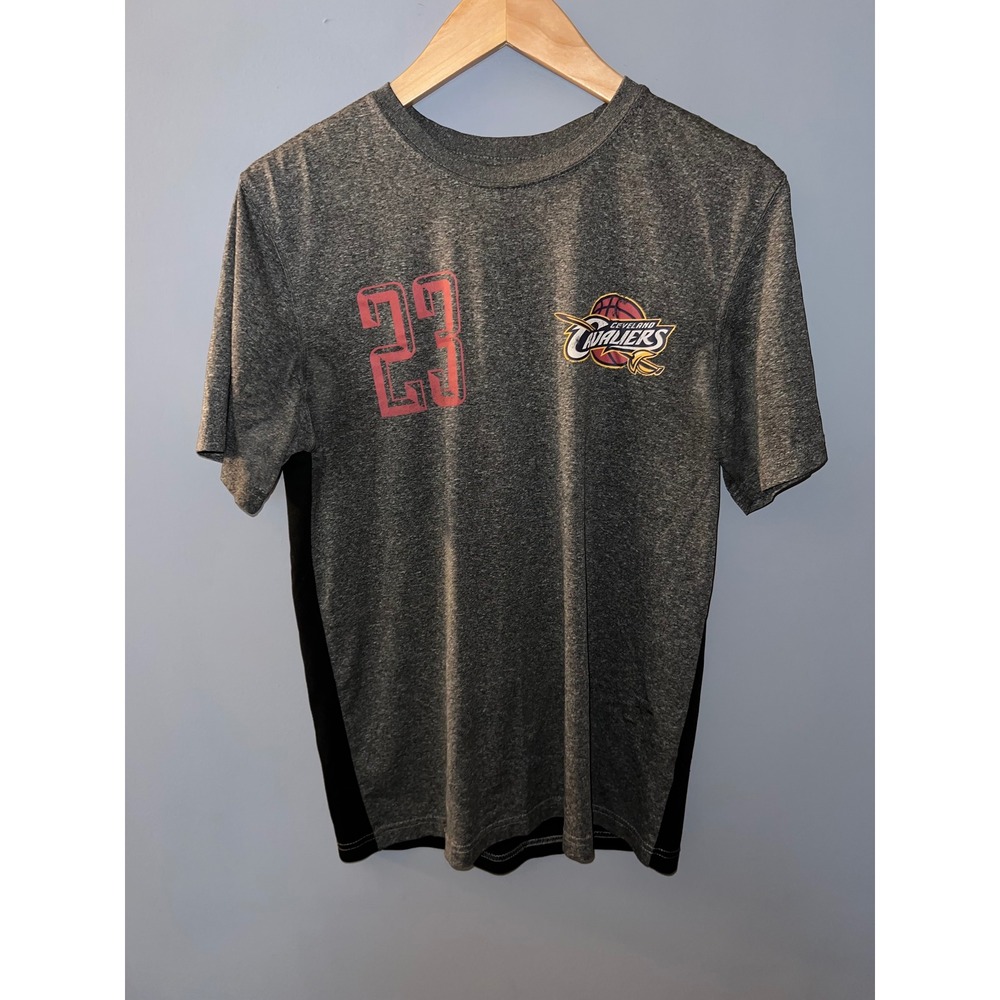 NBA Cleveland Cavaliers LeBron James 23 T-Shirt Gray Black Short Sleeve Mens S